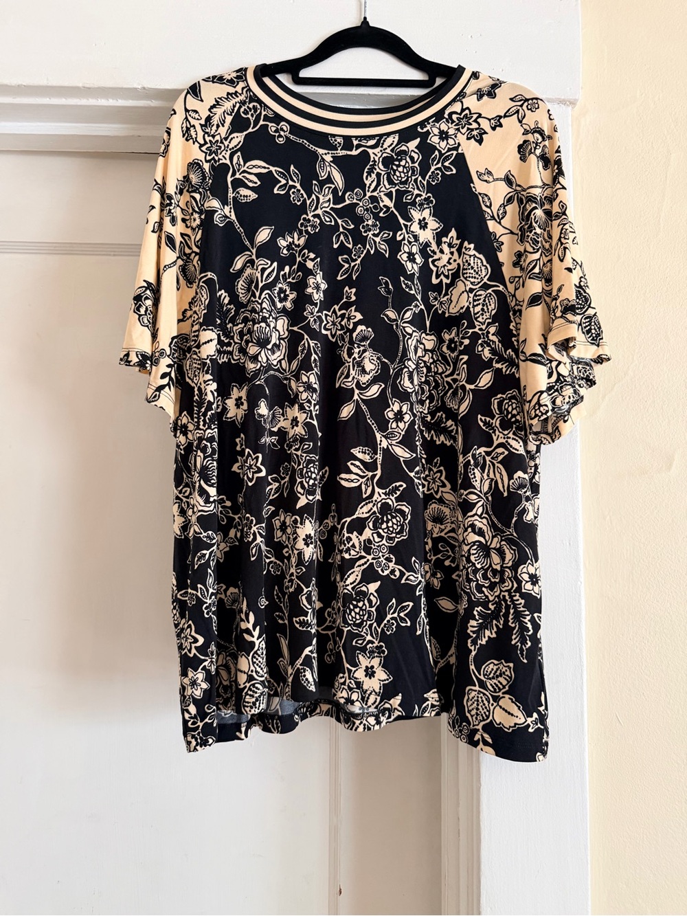 Johnny Was Black and Cream Floral Raglan Tee